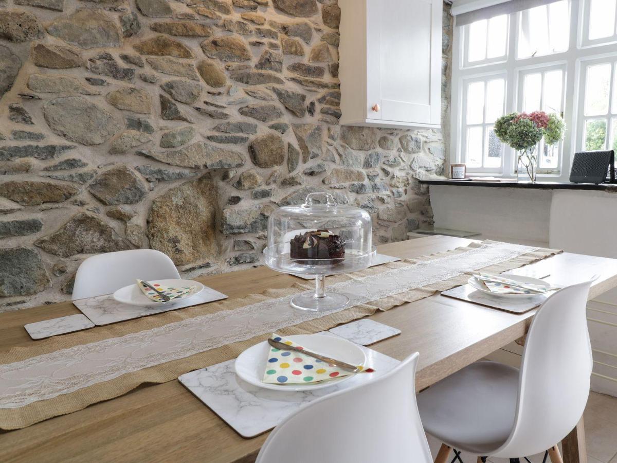 The Toll House Villa Dolgellau Exterior photo