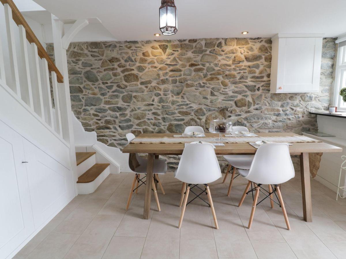 The Toll House Villa Dolgellau Exterior photo